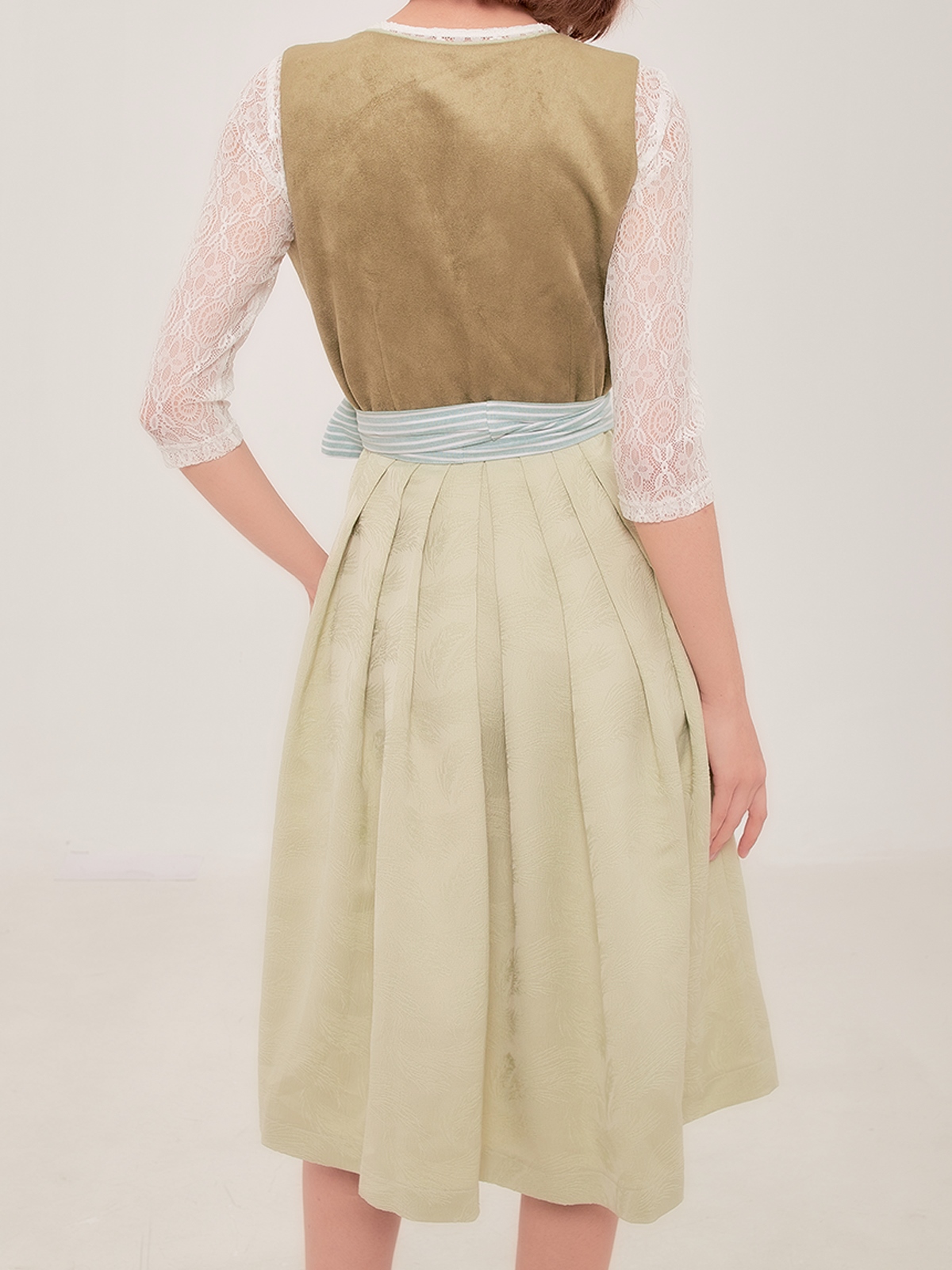 Dirndl in Rot