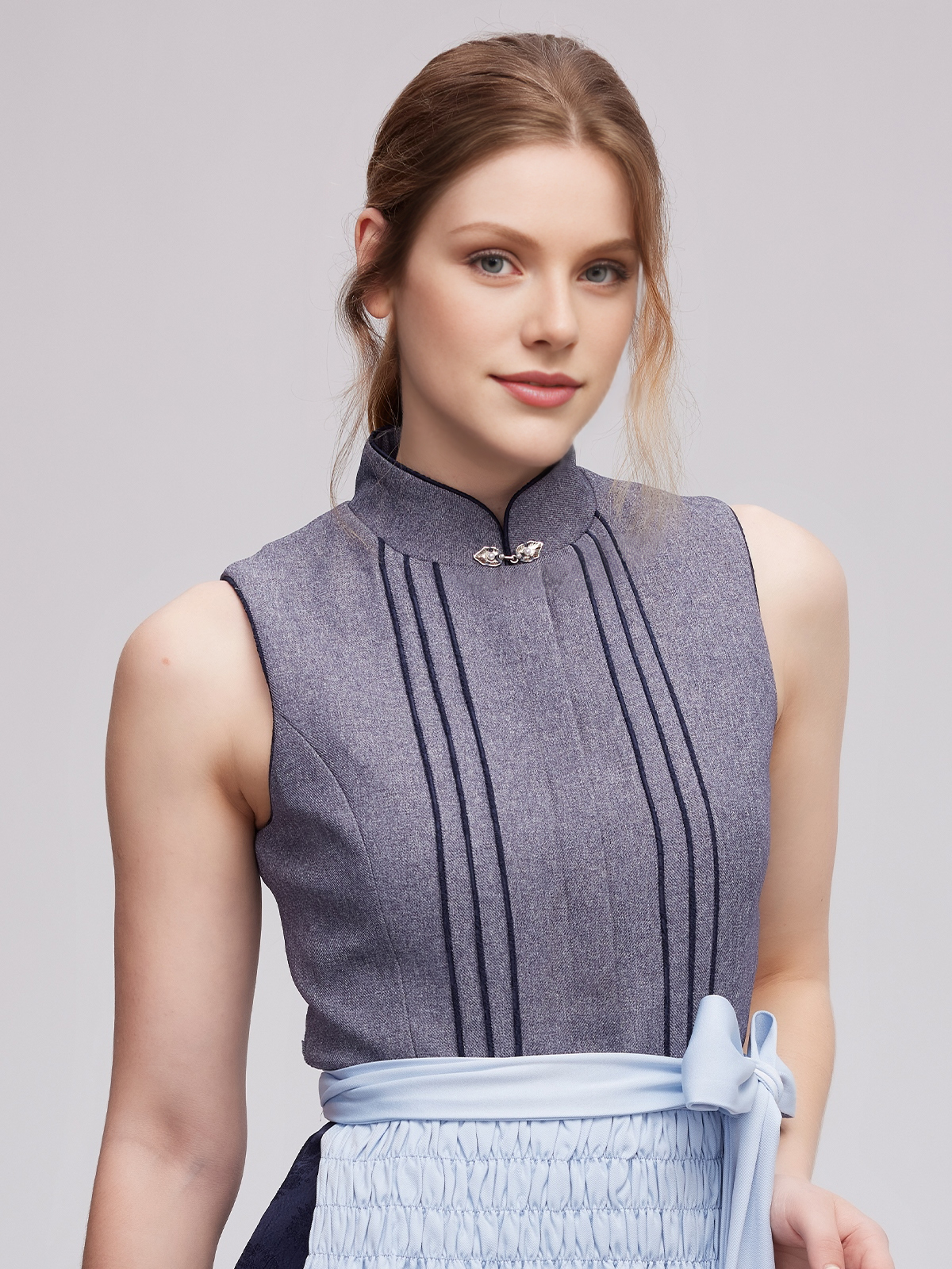 Günstiges Dirndl Blau – stilvoll und bezahlbar