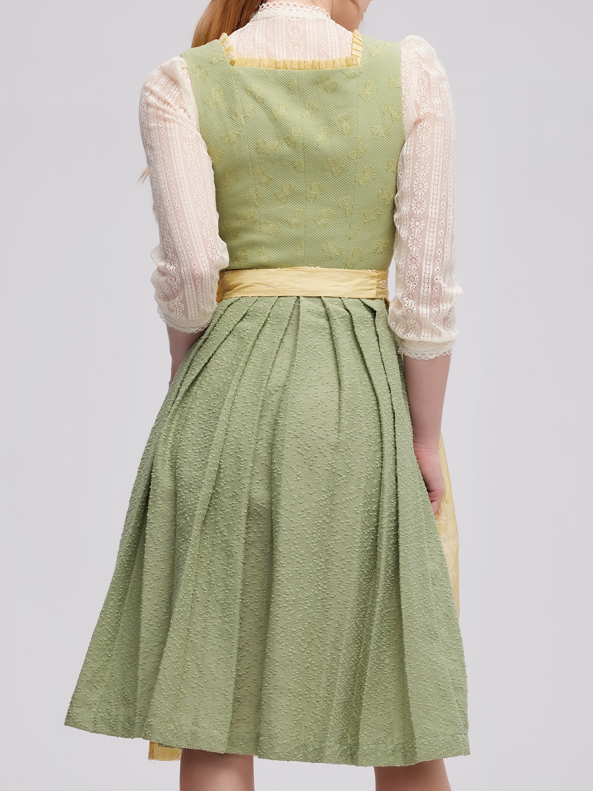 Dirndl in Grün