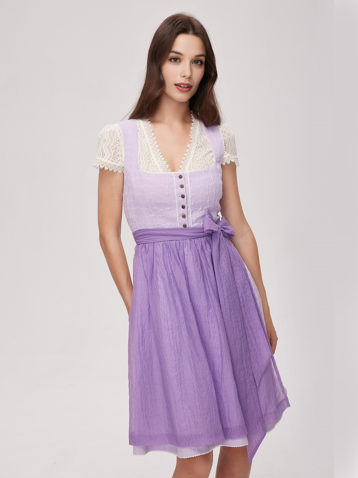 Elegantes lila Ja Mei Dirndl