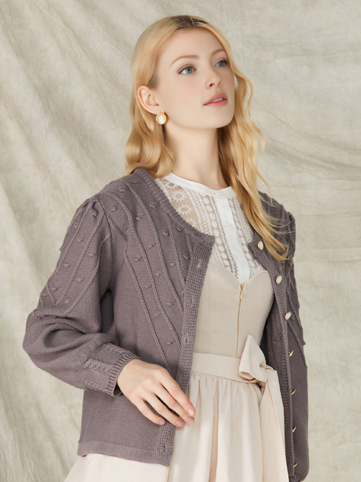 Dirndlbluse Langarm in Grau