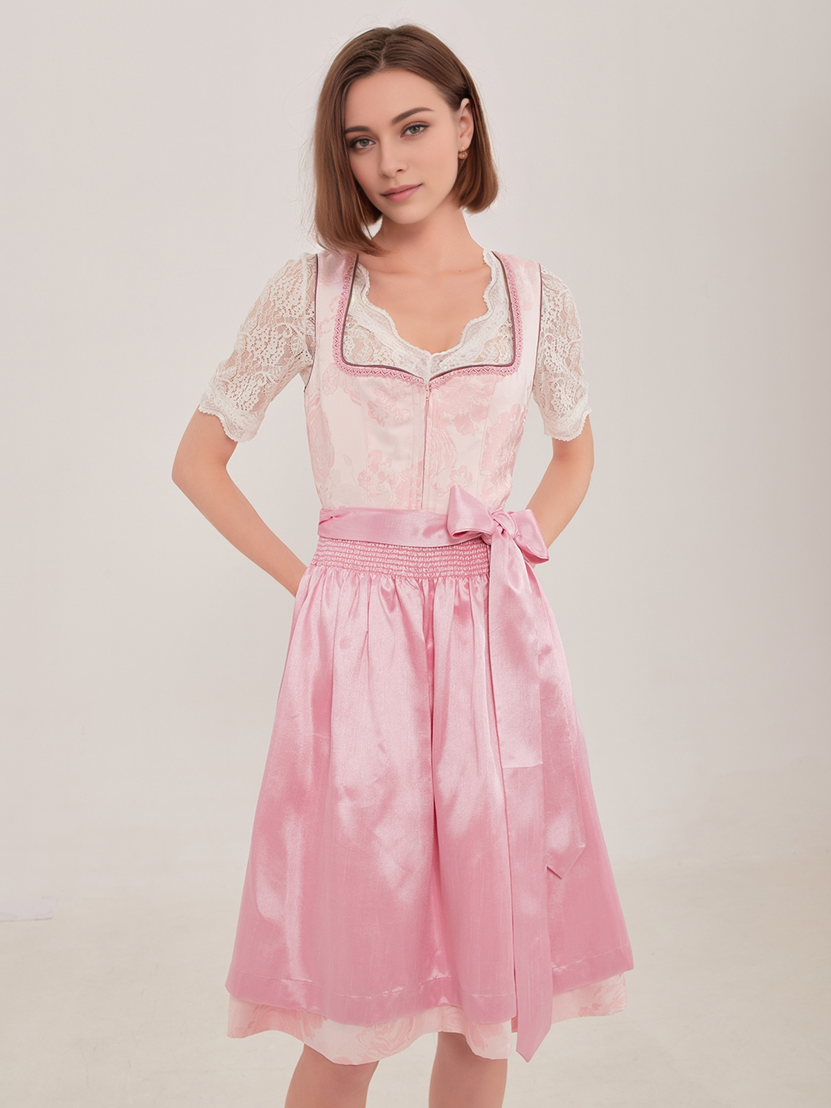 Grünes Dirndl in eleganter Ausführung