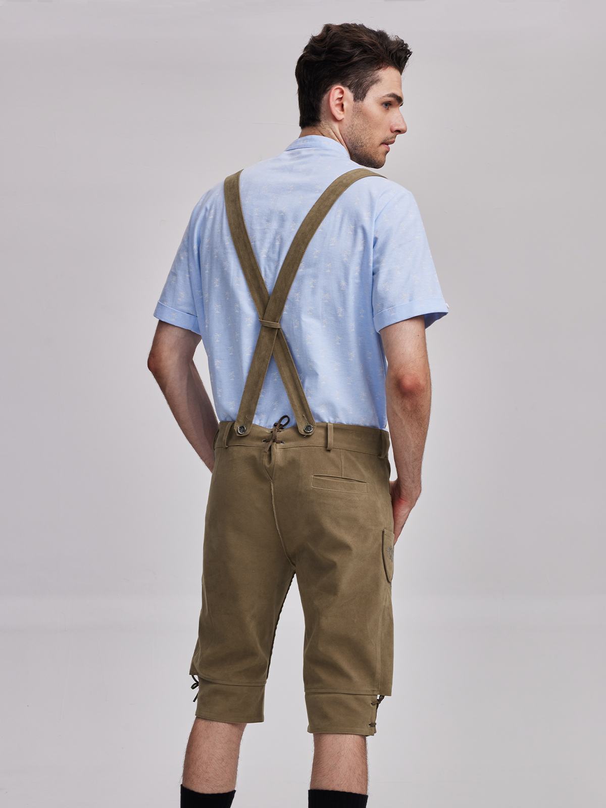 Ehreer Dirndl in Braun