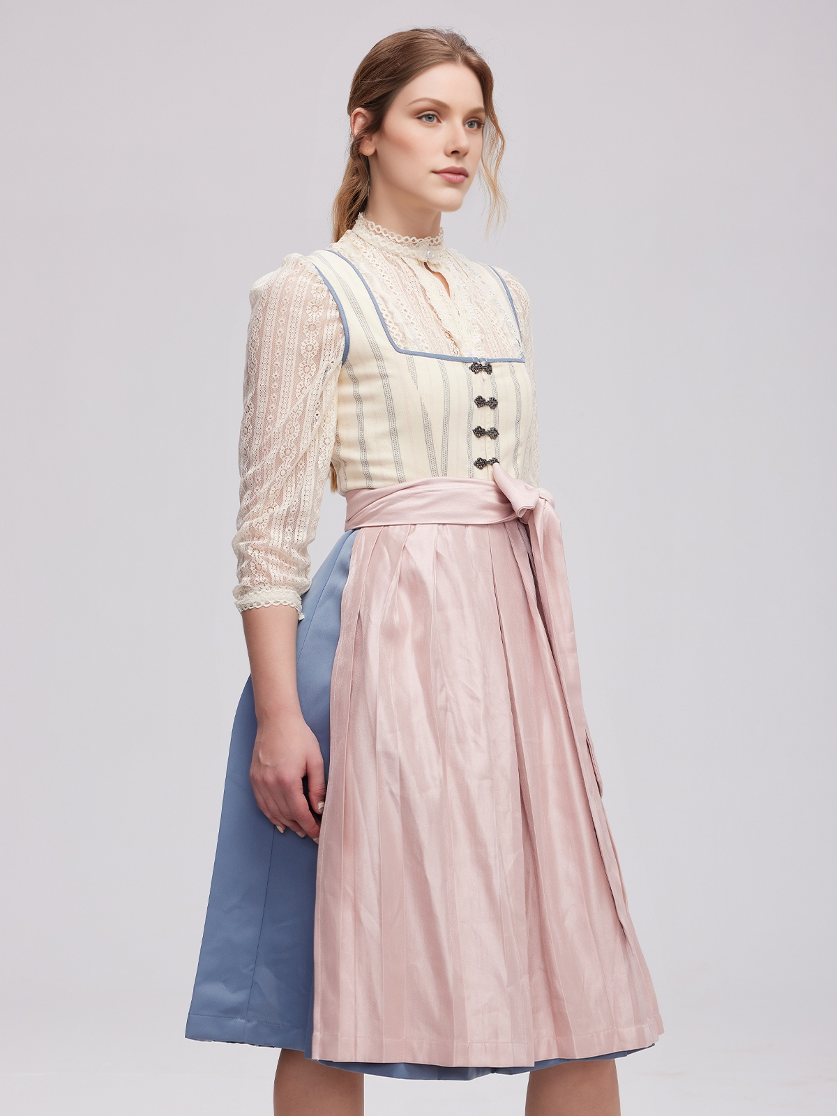 Dirndl smaragdgrün – Eleganz pur