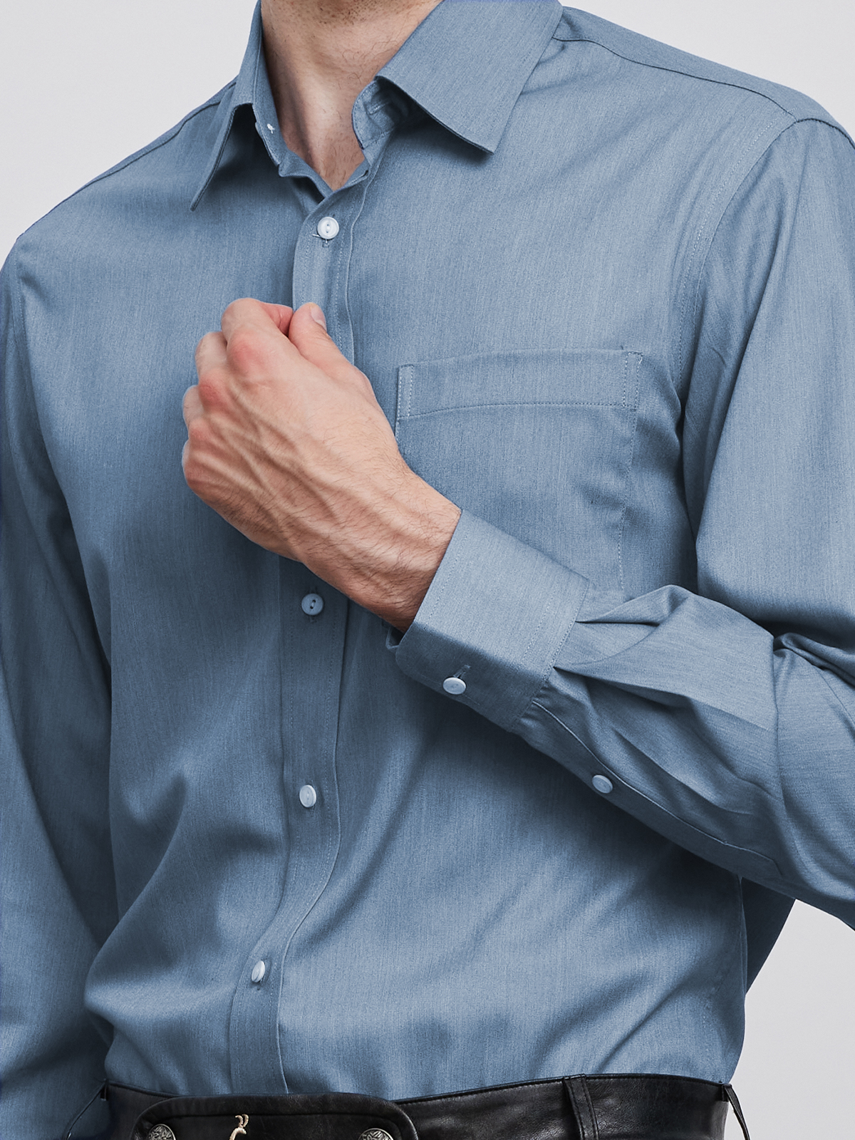 Elegantes Dirndl in Blau