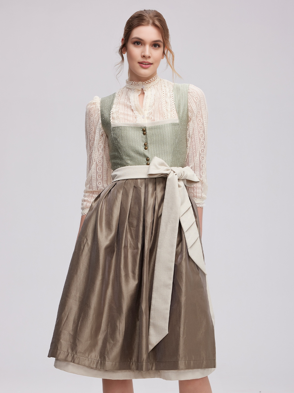 Stylisches Mini Dirndl in Grün