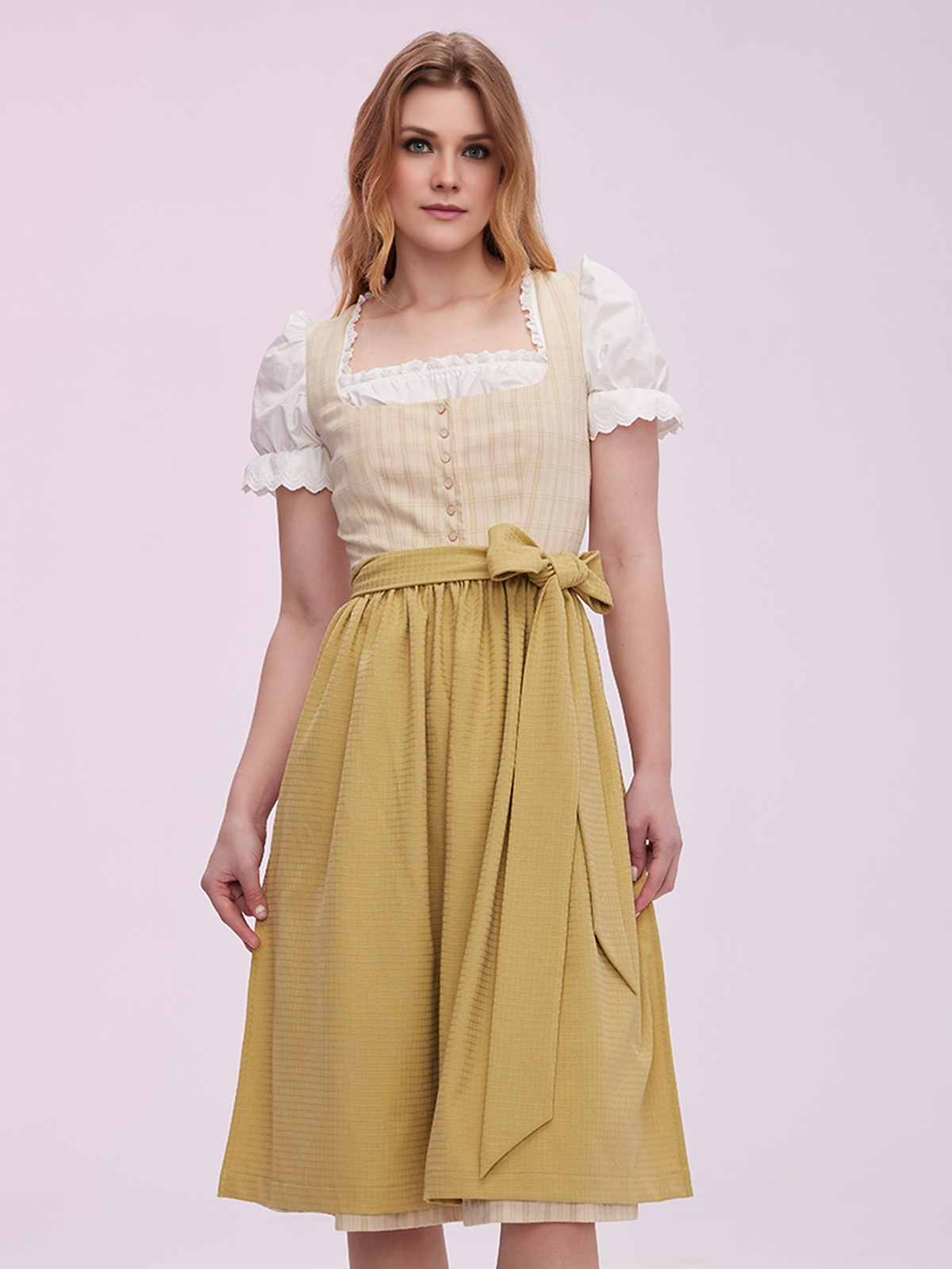 Dirndl Hellgelb in eleganter Ausführung