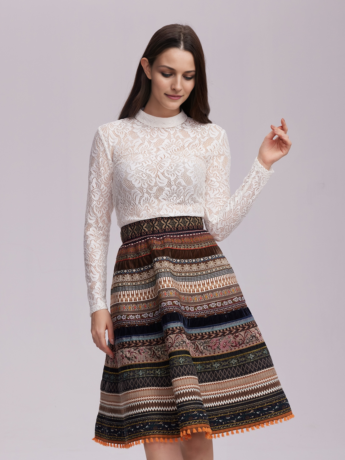 Weinrotes Dirndl in eleganter Ausführung