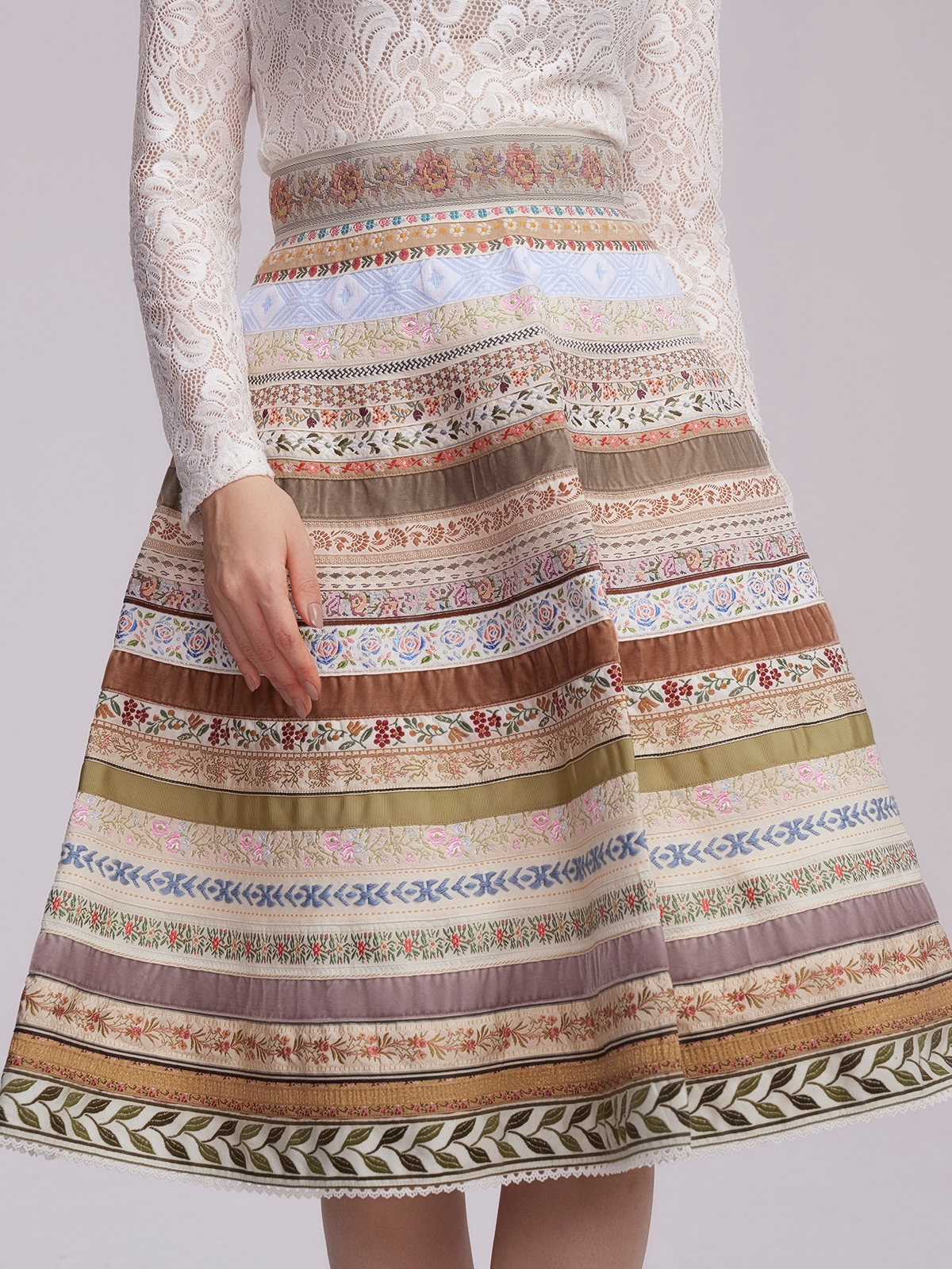 Dirndl Rostrot in eleganter Ausführung