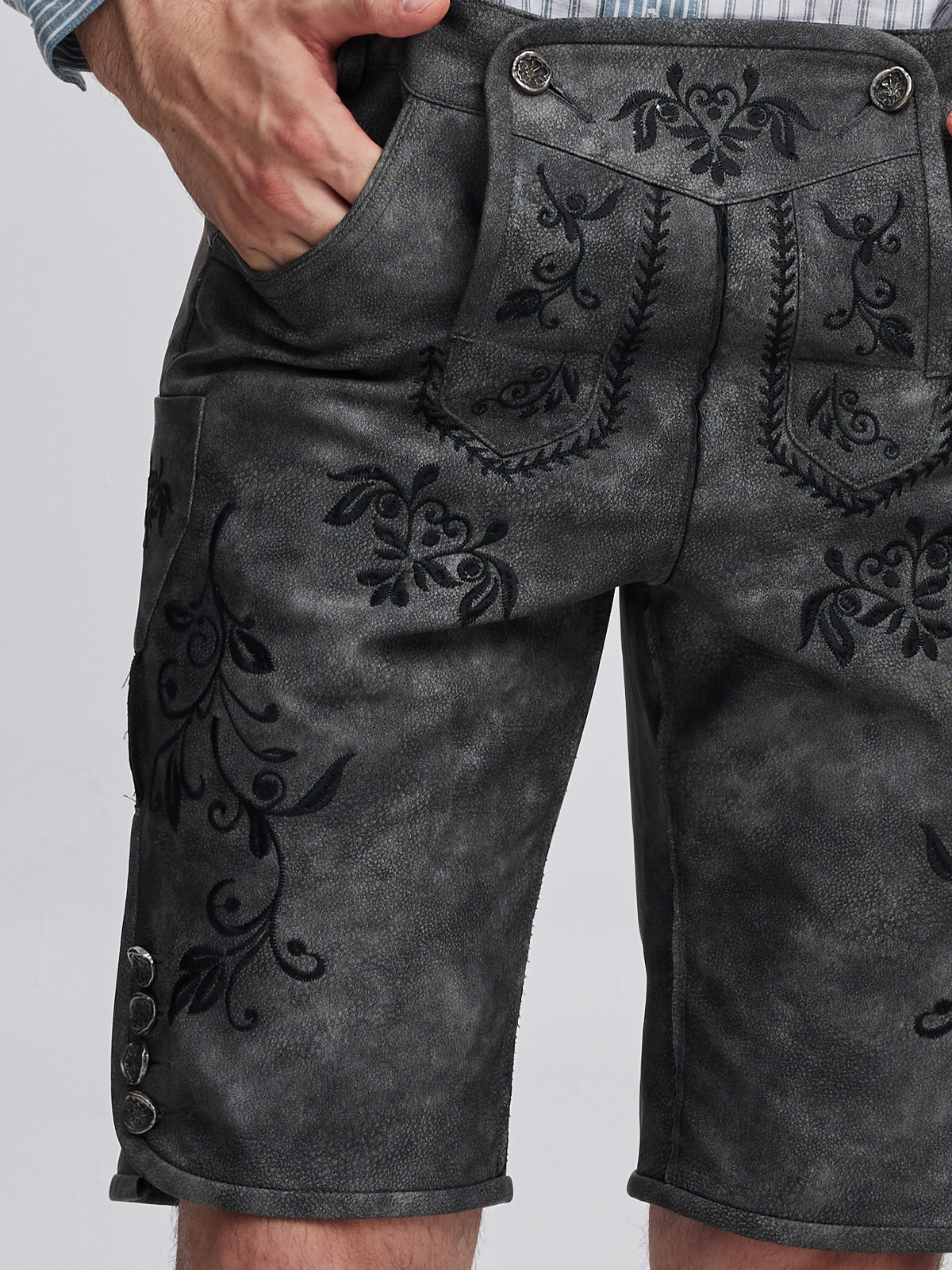 Dirndl Grün Beige – Eleganz trifft Tradition