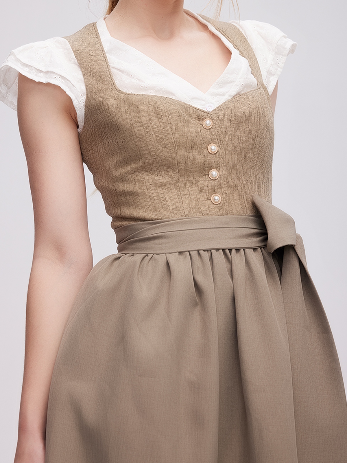 Trachtenjanker schwarz in eleganter Kombination