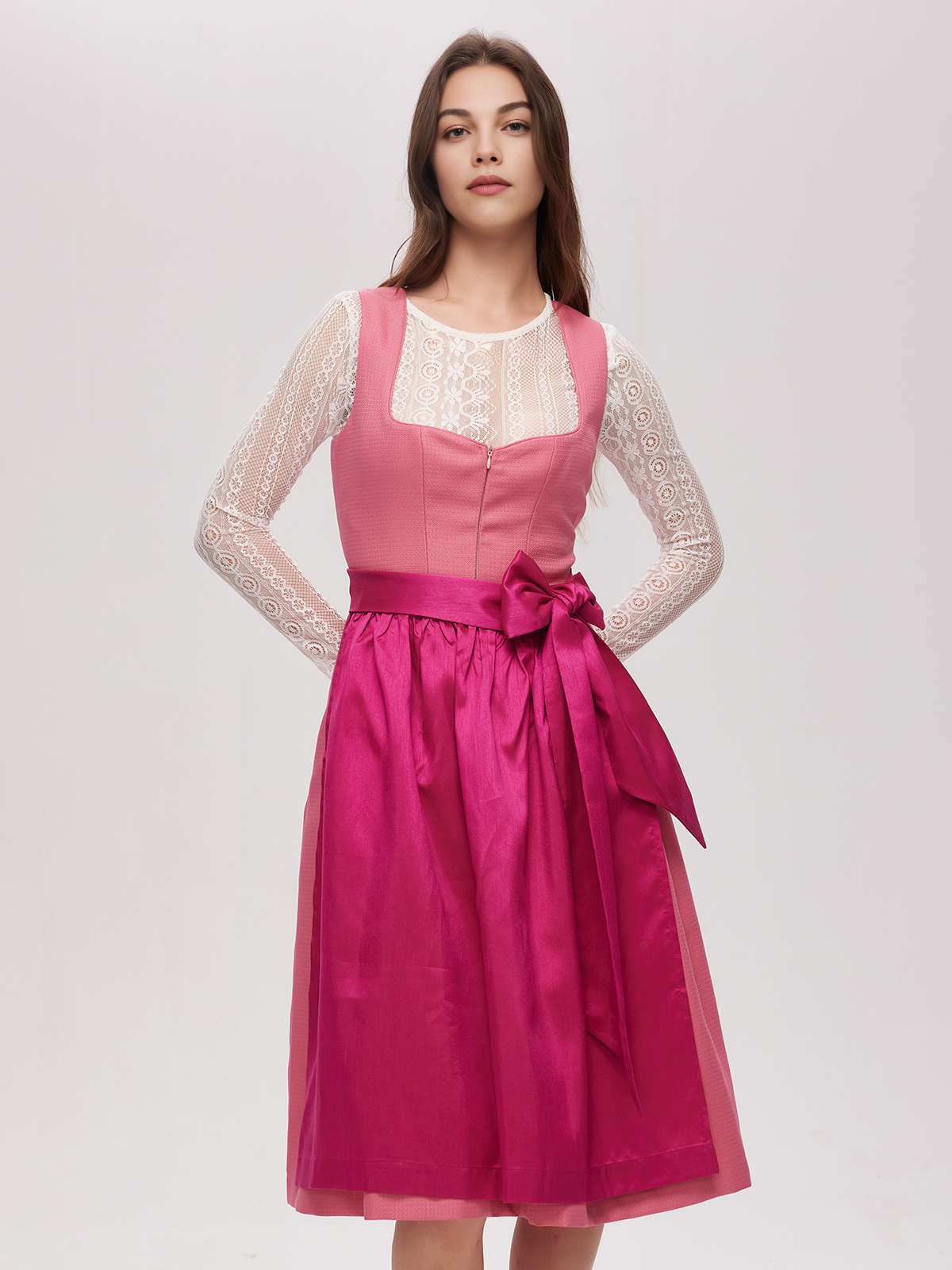 Dirndl in Pink – feminin und stilvoll