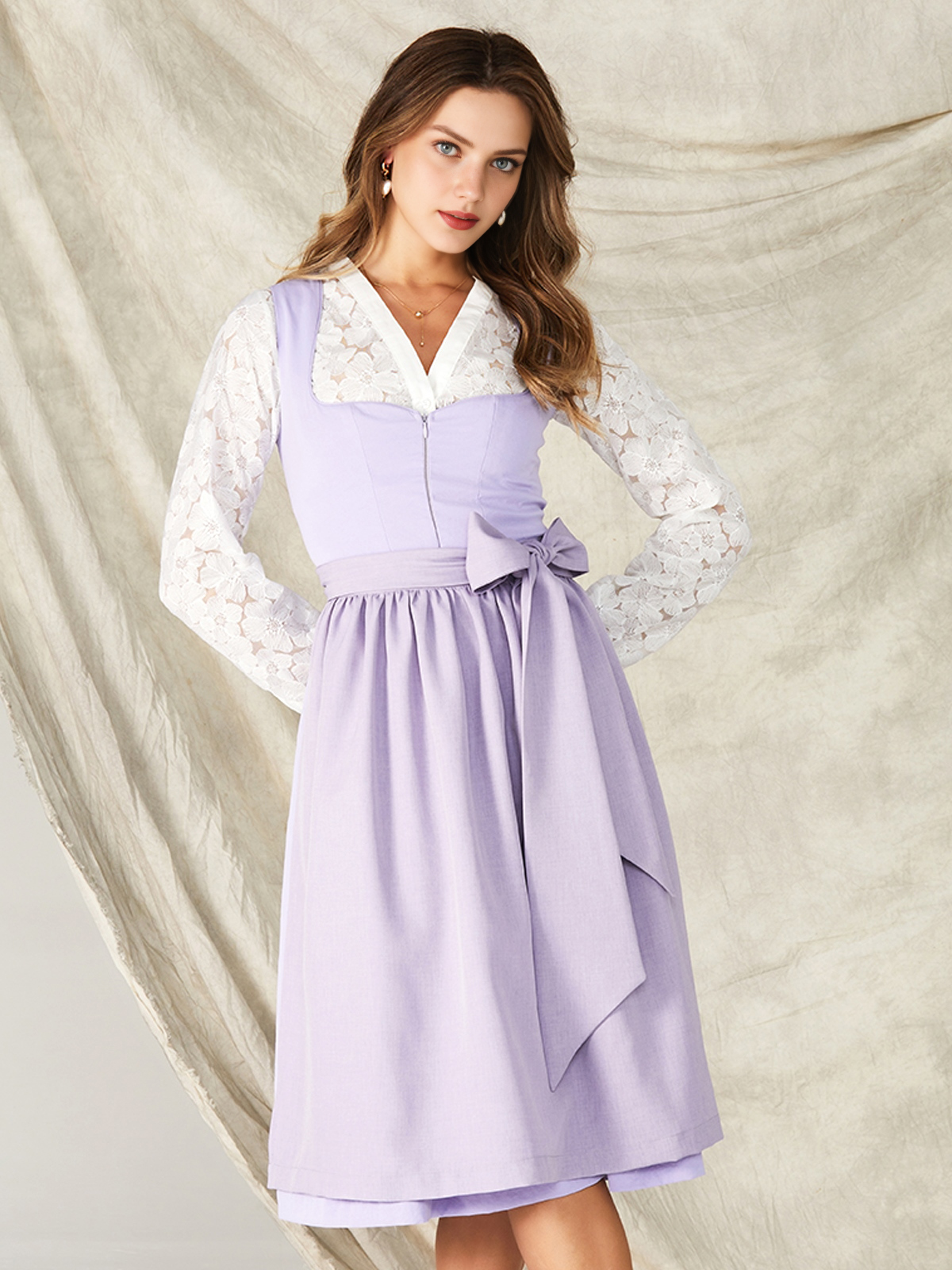 Dirndl Fliederfarben – Eleganz und Tradition