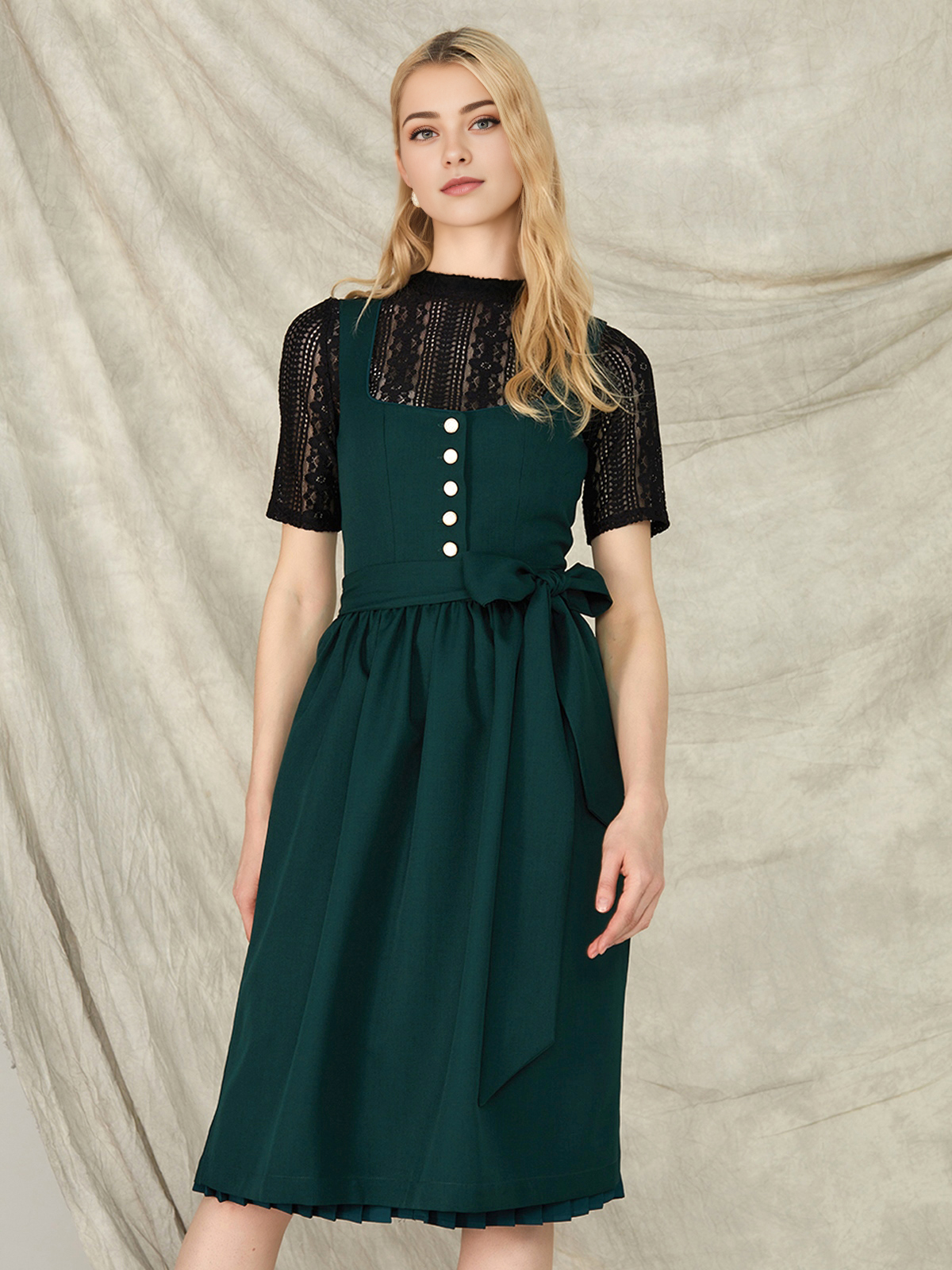 Ehreer Dirndl in Grün