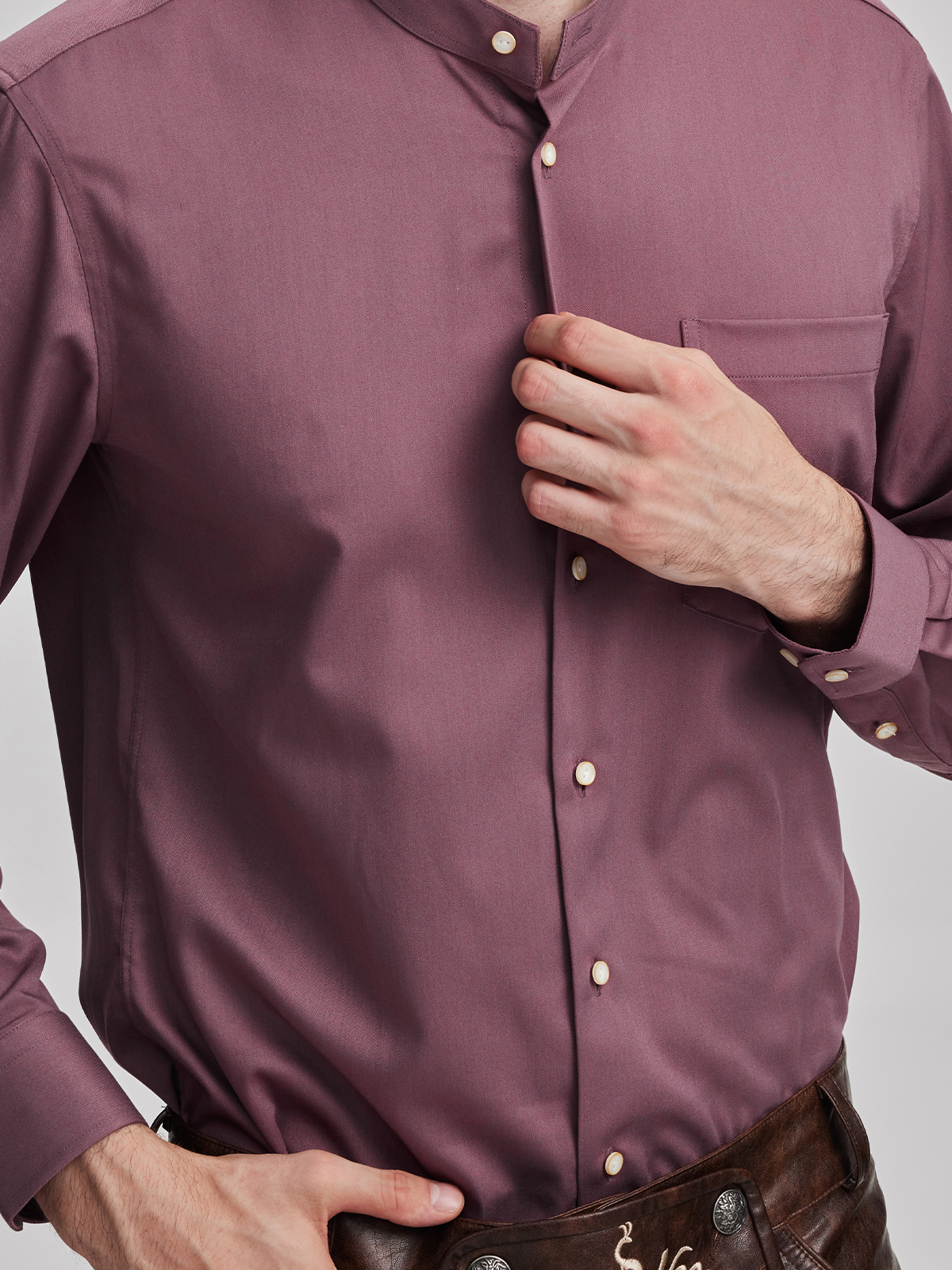 Dirndl in beige-braun mit rosa Bluse