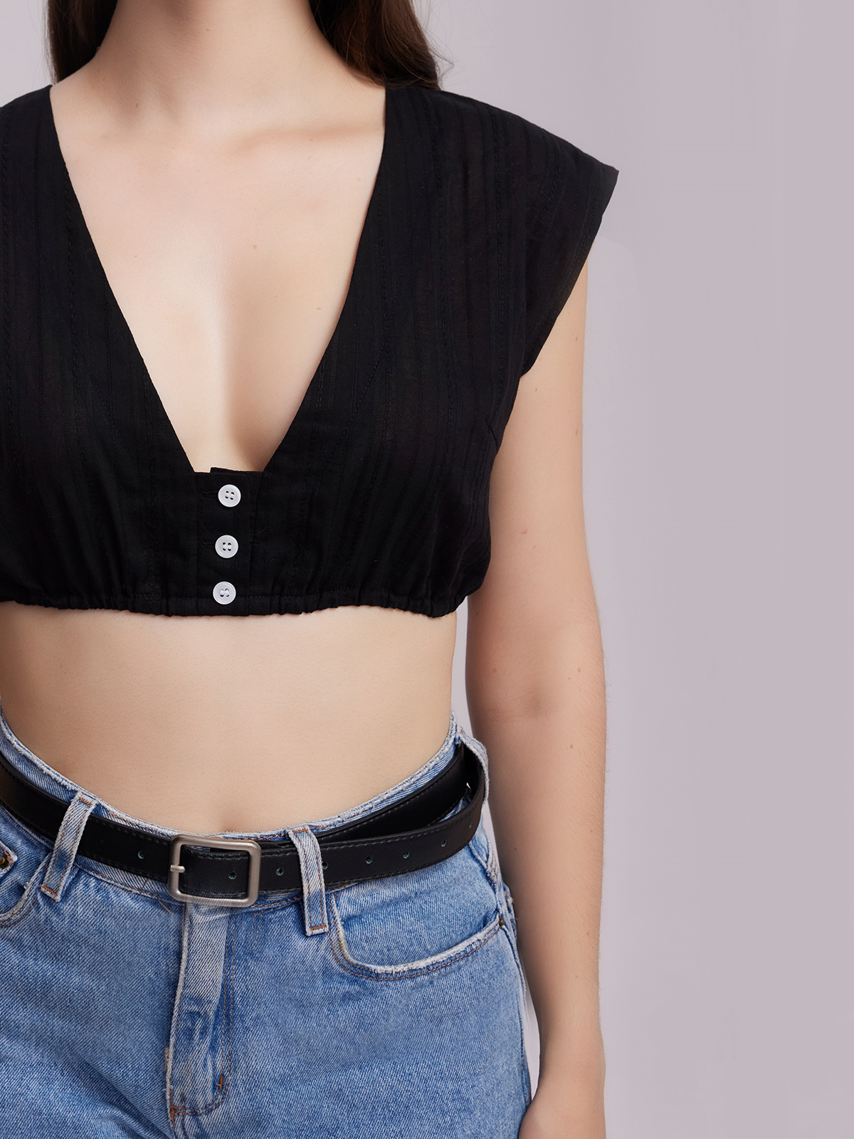 Dirndl in Schwarz mit eleganter Bluse