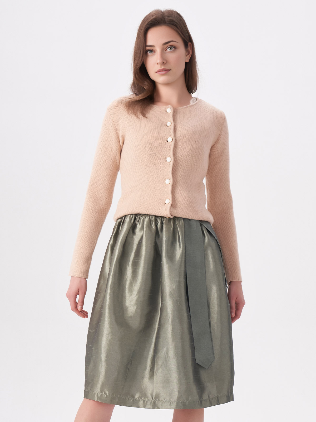 Modernes Dirndl in Braun