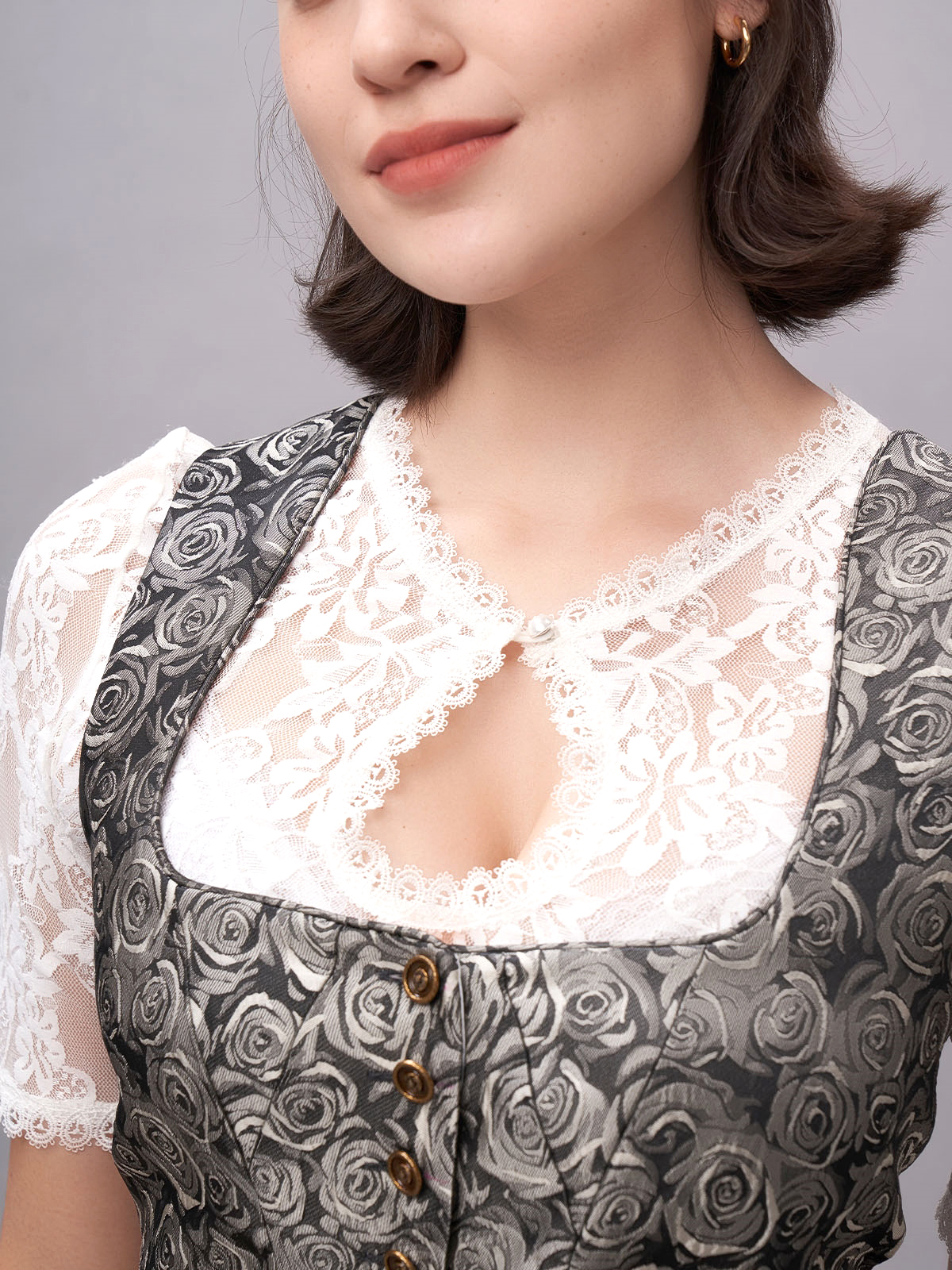 Dirndl in Gelb – ein Blickfang für jeden Anlass