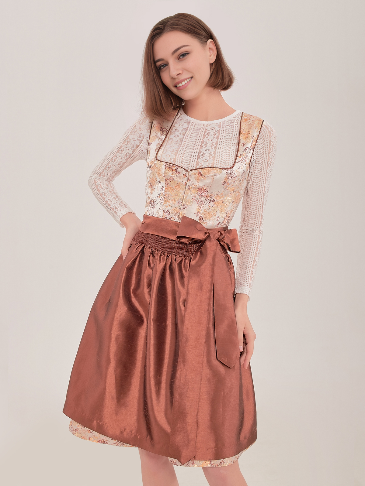 Dirndl günstig kurz in Gelb