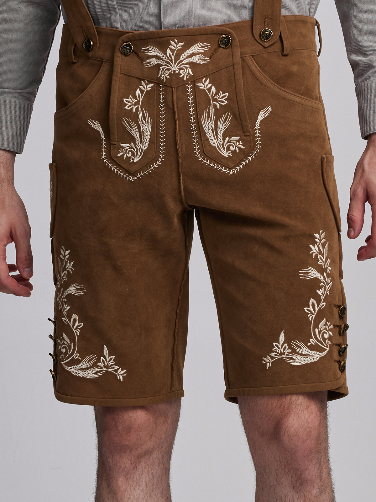 Modernes Dirndl mit V-Ausschnitt und Spitze