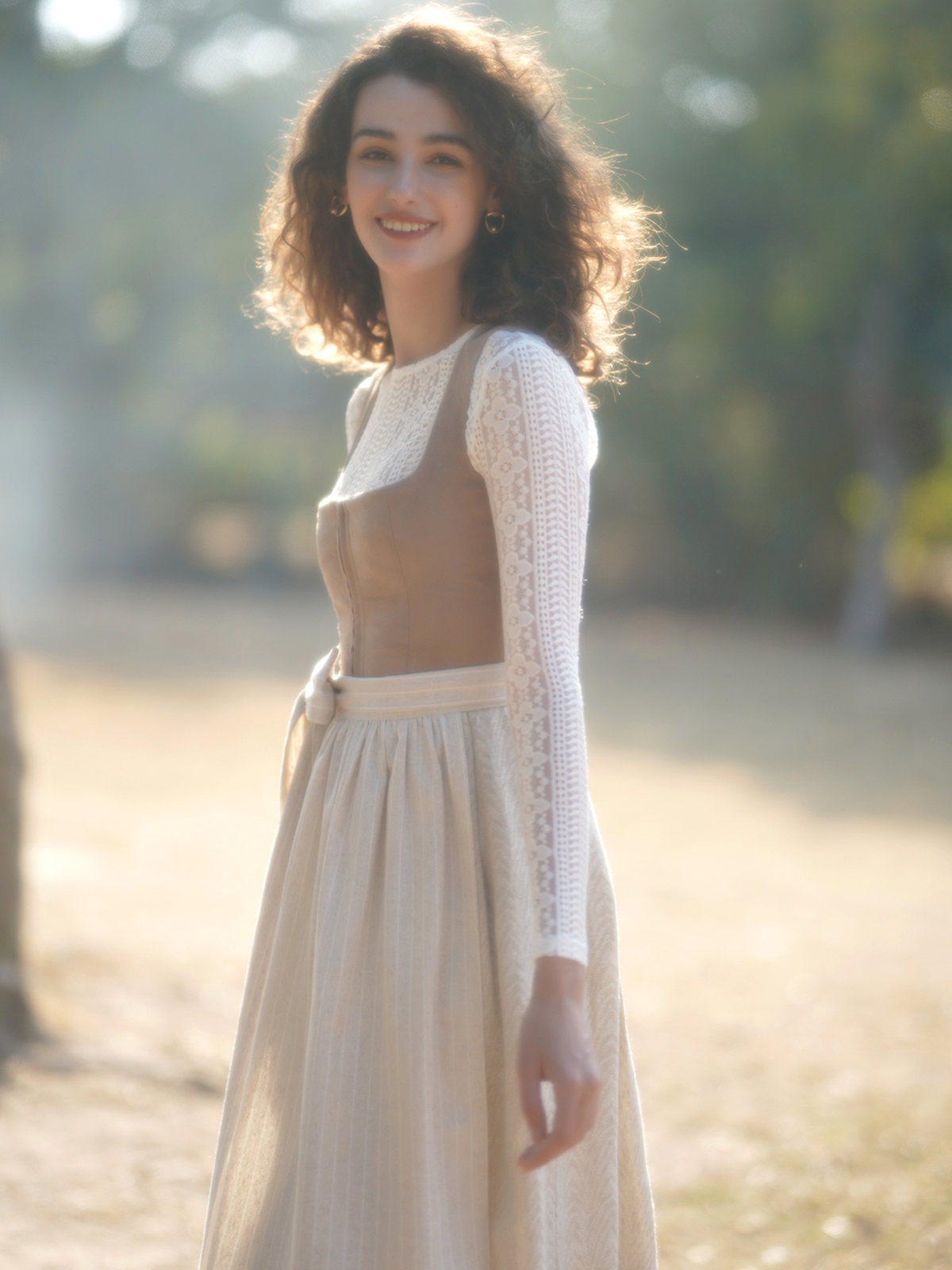 Ehreer Dirndl in Braun – zeitlose Eleganz