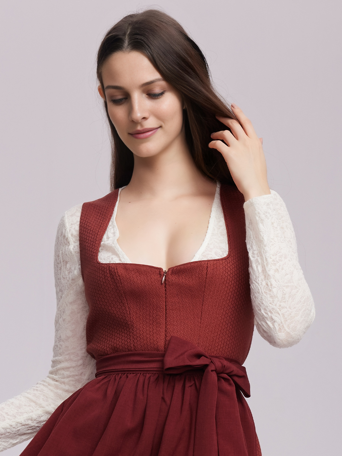 Moderne Dirndl-Kleider in Rot