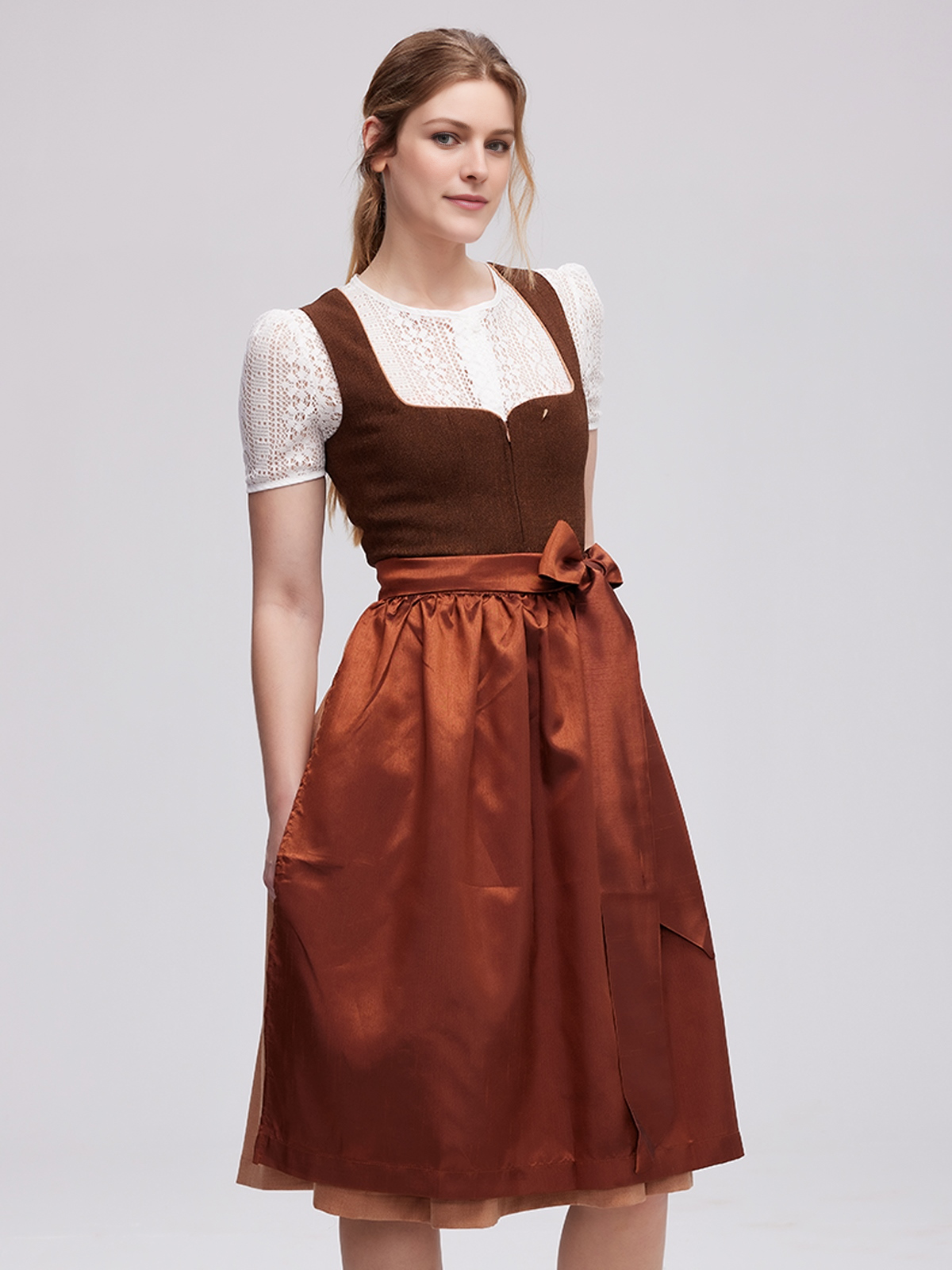 Dirndl Babyblau in eleganter Ausführung